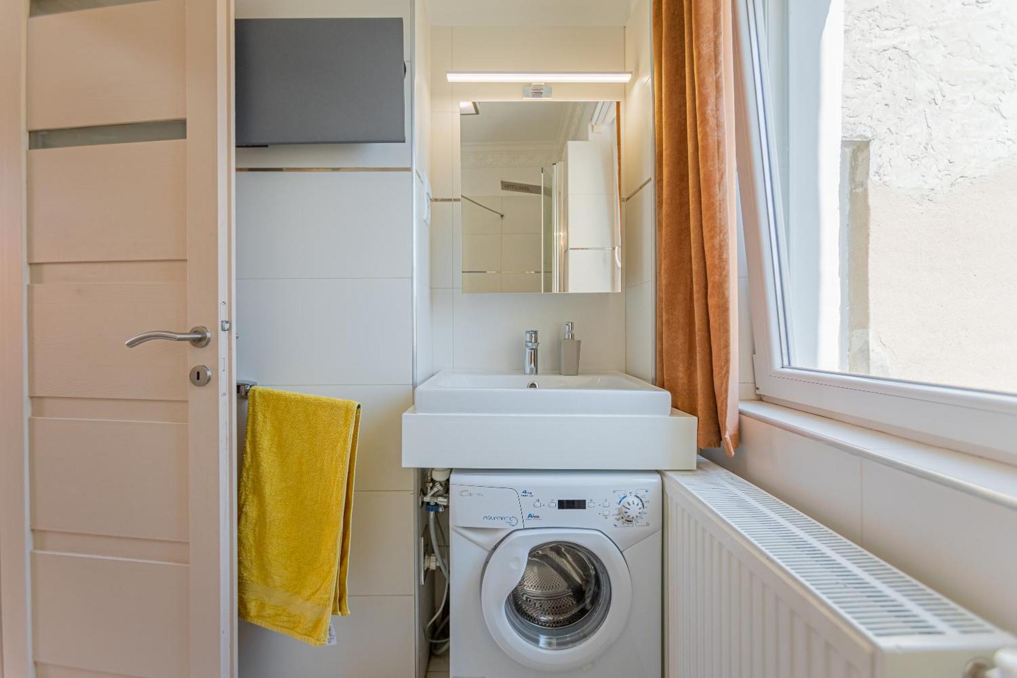 Iranyi Studio Budapest Bagian luar foto