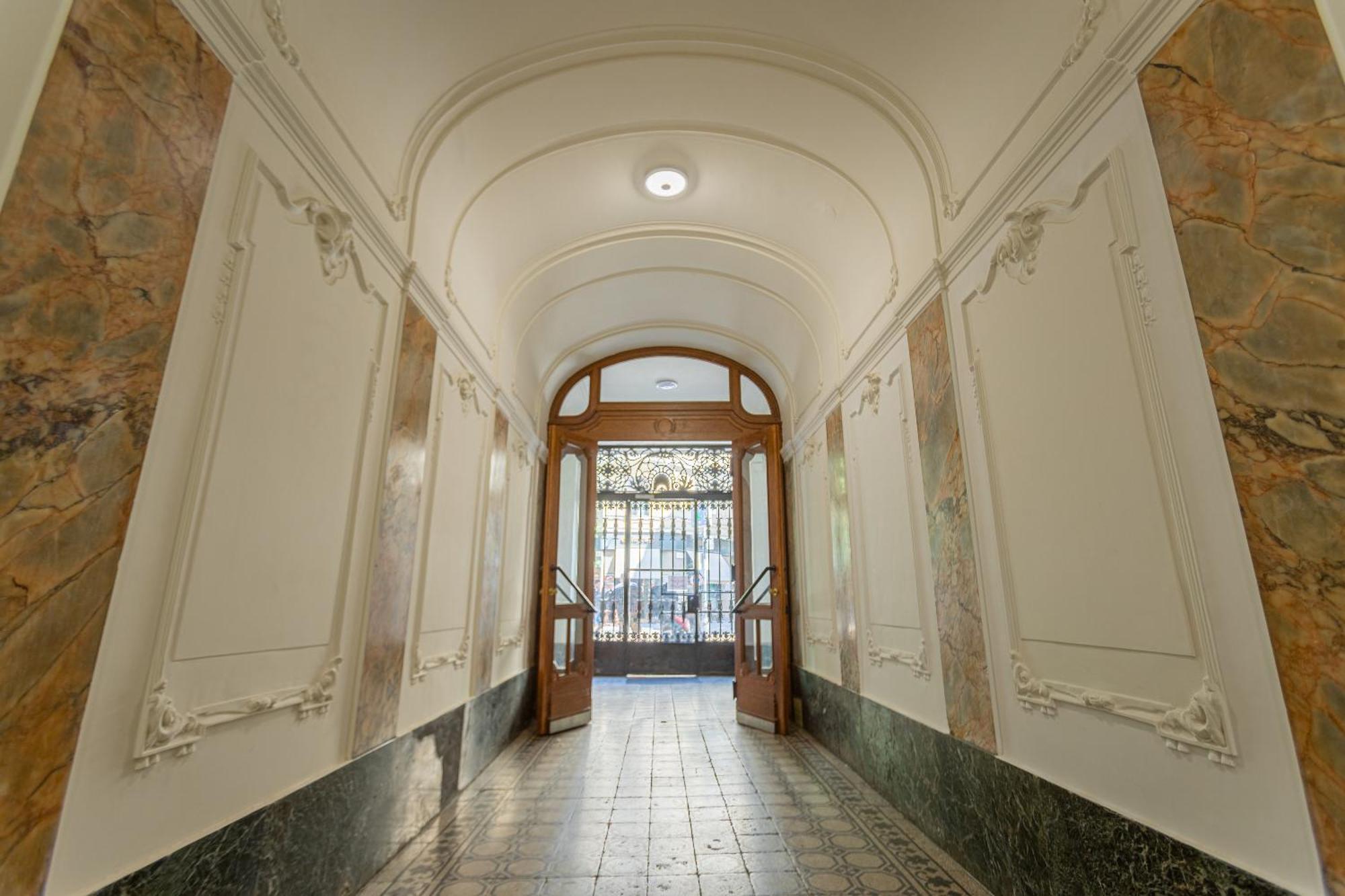 Iranyi Studio Budapest Bagian luar foto